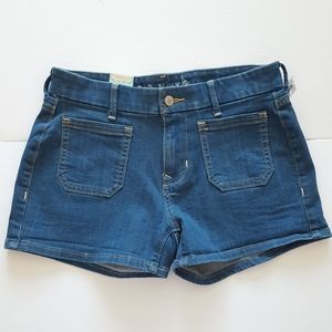 🆕️Denim Shorts Medium Wash Size 4